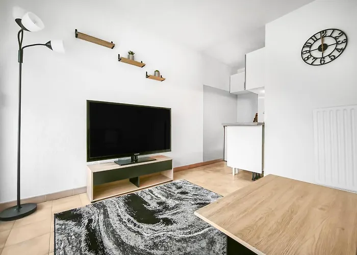 T2 Avec Parking Et Terrasse A St Raphael * Saint-Raphael (Var)